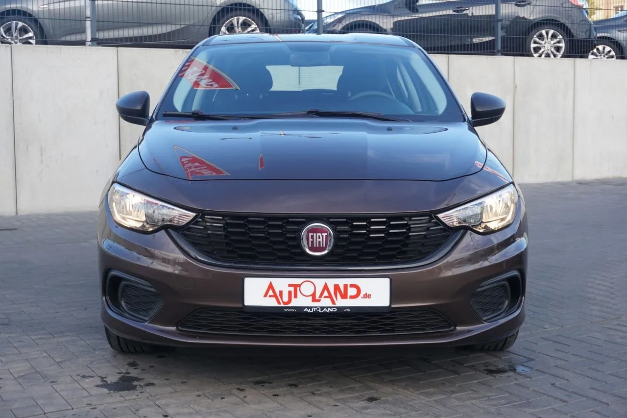 Fiat Tipo Hatchback 1.4 16V Navi...  Image 6